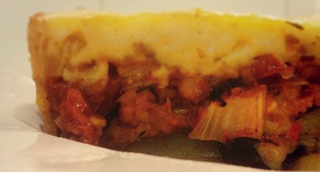 Moussaka di seitan e verdure con crema di ceci