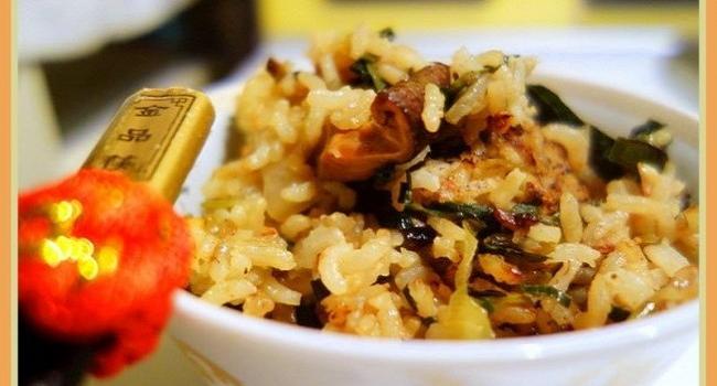 riso integrale, funghi shitake e cipollotti